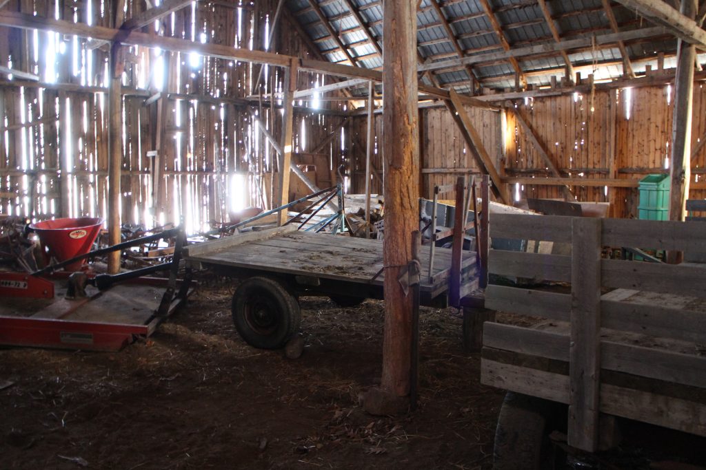 Engar machinerie & local pesticides